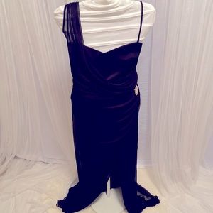 Black One Shoulder Evening Dress/ Size 12